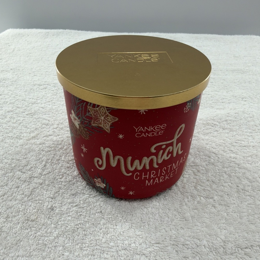 Yankee Candle Munich Christmas Market 3 Wick Candle 14.5 oz New